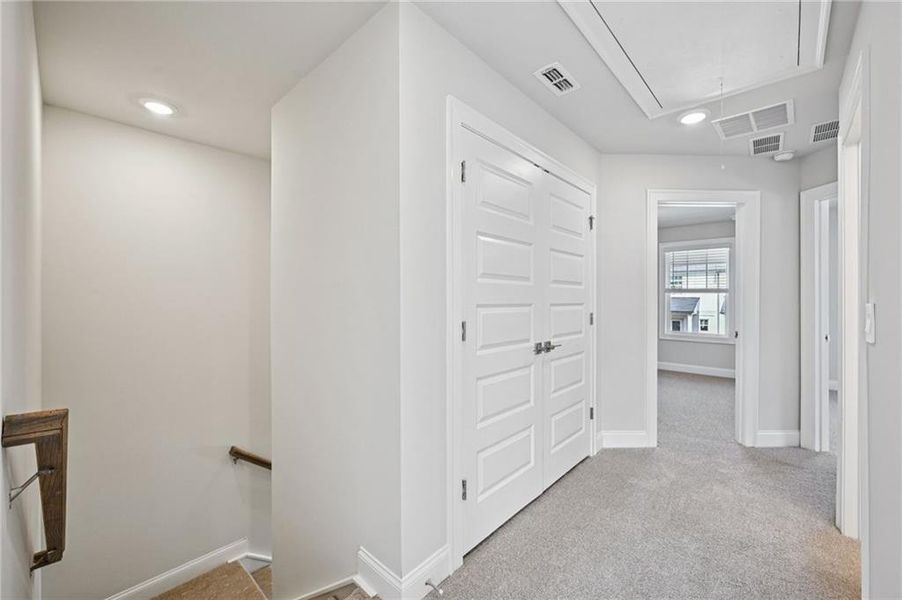 Spacious, unfurnished interior of a new home in , Lawrenceville (Image 43).