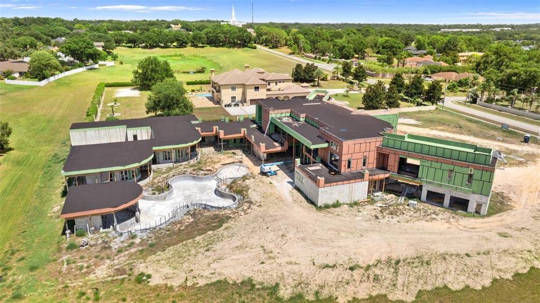 Image 10 of a home in .