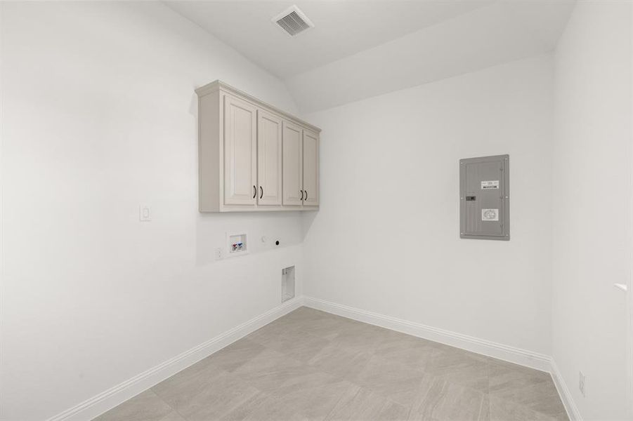 725 Winecup- Utility