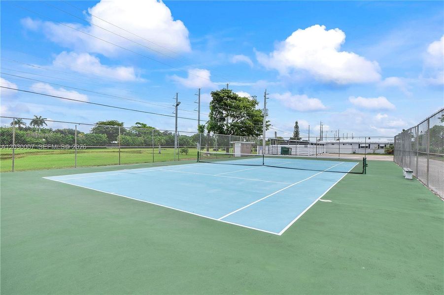 Community amenities in , Dania Beach (Image 47).