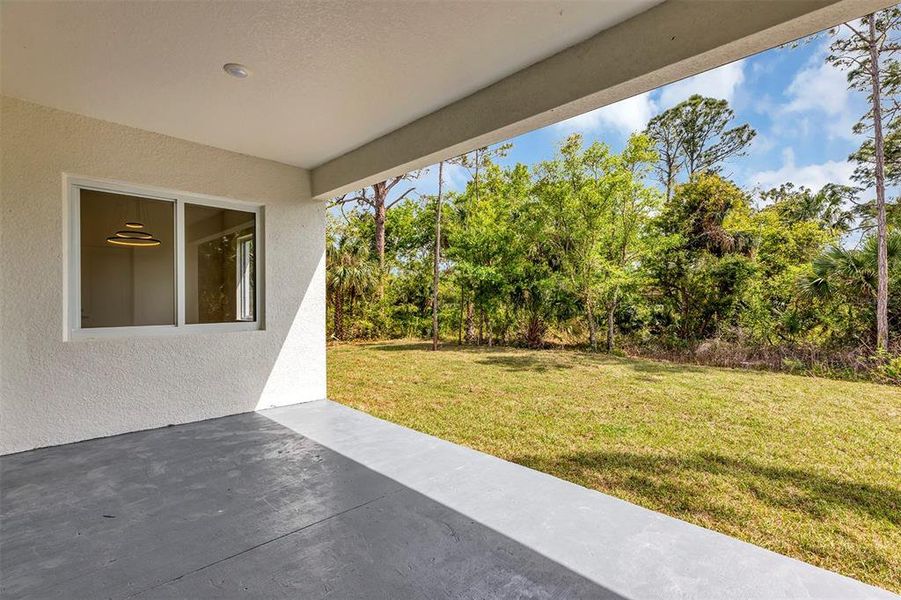 Exterior details and patio area of a home in , Port Charlotte (Image 23).