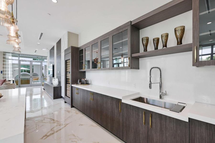 475 E Royal Palm Road - 32