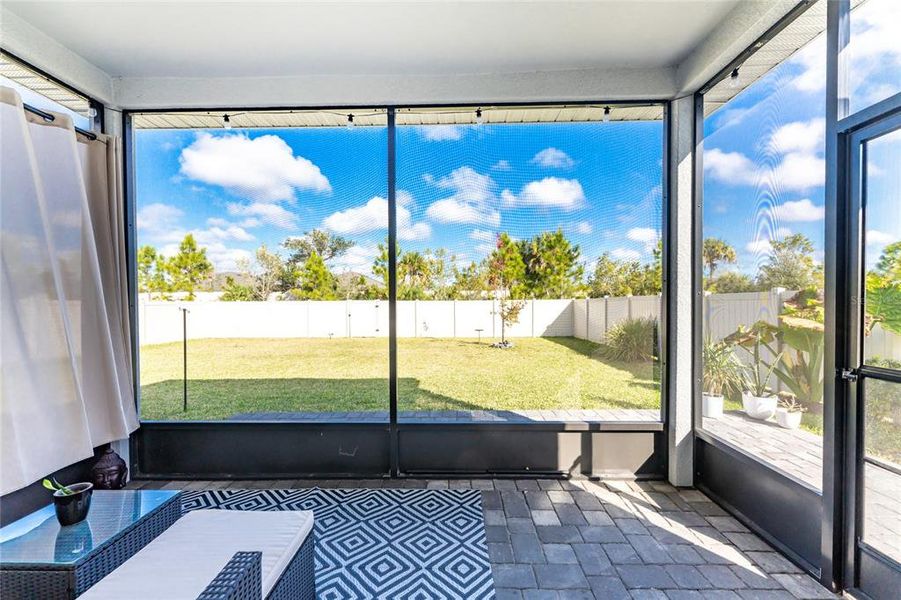 Exterior details and patio area of a home in , Port Charlotte (Image 31).