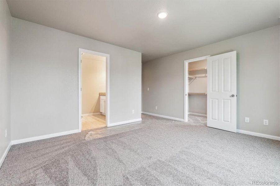 Spacious, unfurnished interior of a new home in Pintail Commons at Johnstown Village, Johnstown (Image 16).