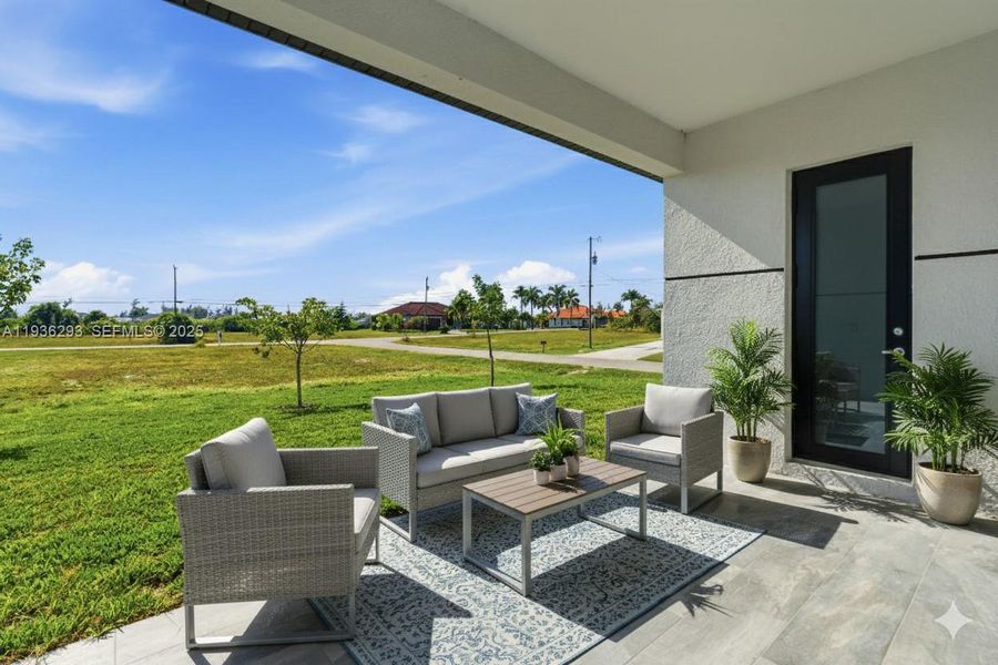 Exterior details and patio area of a home in , Cape Coral (Image 3).