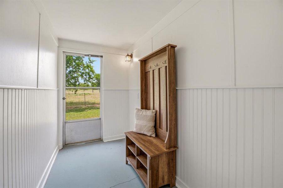 Furnished interior view inside a new home in , Mingus (Image 17).