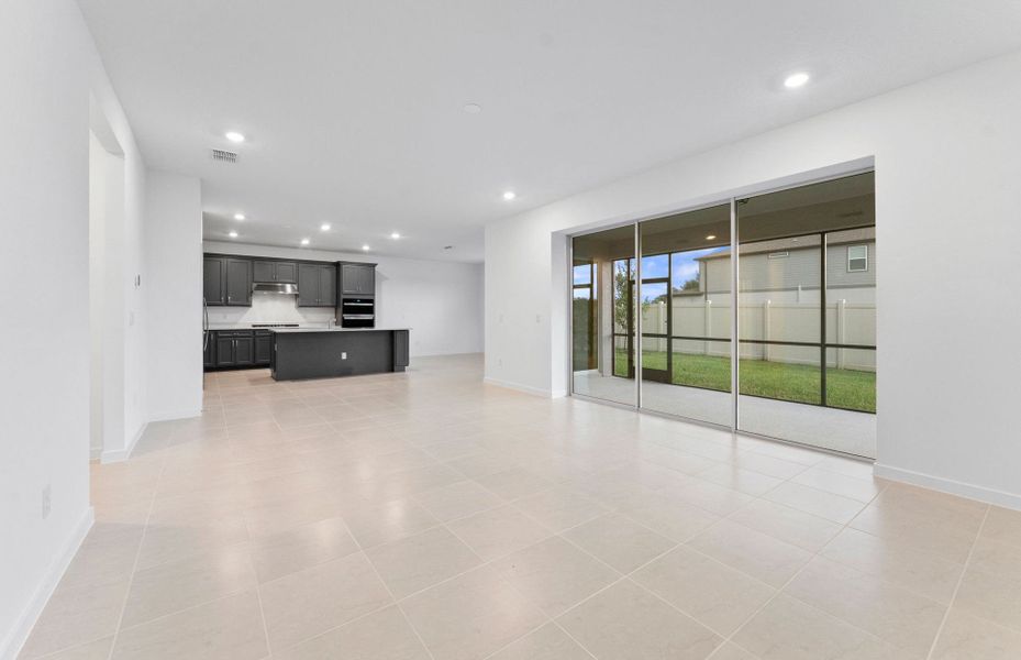 Spacious, unfurnished interior of a new home in Riverwood, Zephyrhills (Image 28). Spacious, unfurnished interior of a new home in Riverwood, Zephyrhills (Image 28).