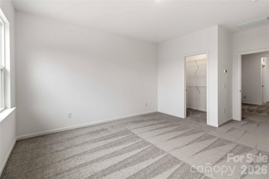 Spacious, unfurnished interior of a new home in Ridge at Sugar Creek, Indian Land (Image 32). Spacious, unfurnished interior of a new home in Ridge at Sugar Creek, Indian Land (Image 32).
