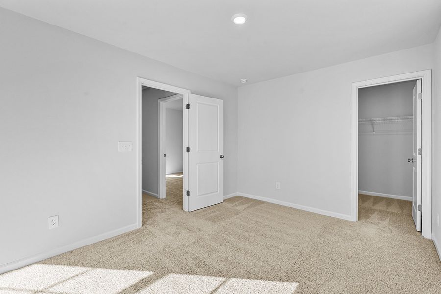 Spacious, unfurnished interior of a new home in Fieldstone, Lexington (Image 40). Spacious, unfurnished interior of a new home in Fieldstone, Lexington (Image 40).