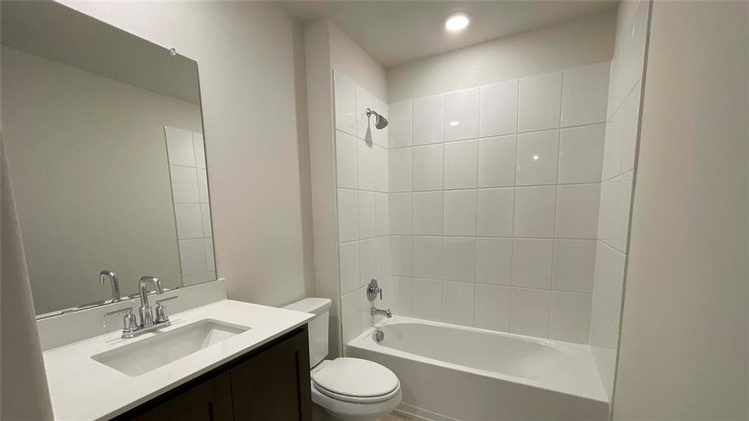 Furnished interior view inside a new home in Elevon, Lavon (Image 6). Furnished interior view inside a new home in Elevon, Lavon (Image 6).