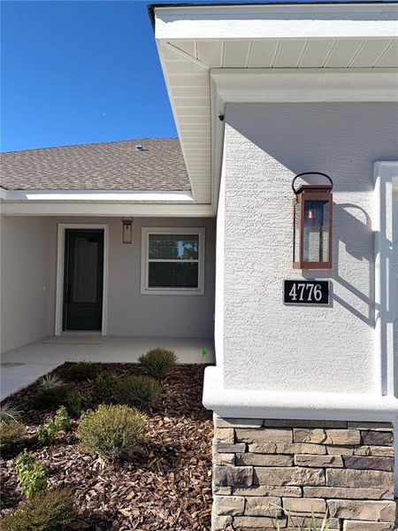 Exterior details and patio area of a home in , Ocala (Image 16). Exterior details and patio area of a home in , Ocala (Image 16).