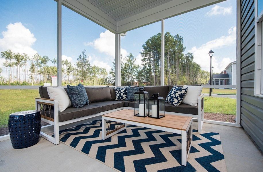 Aspen Screened Porch