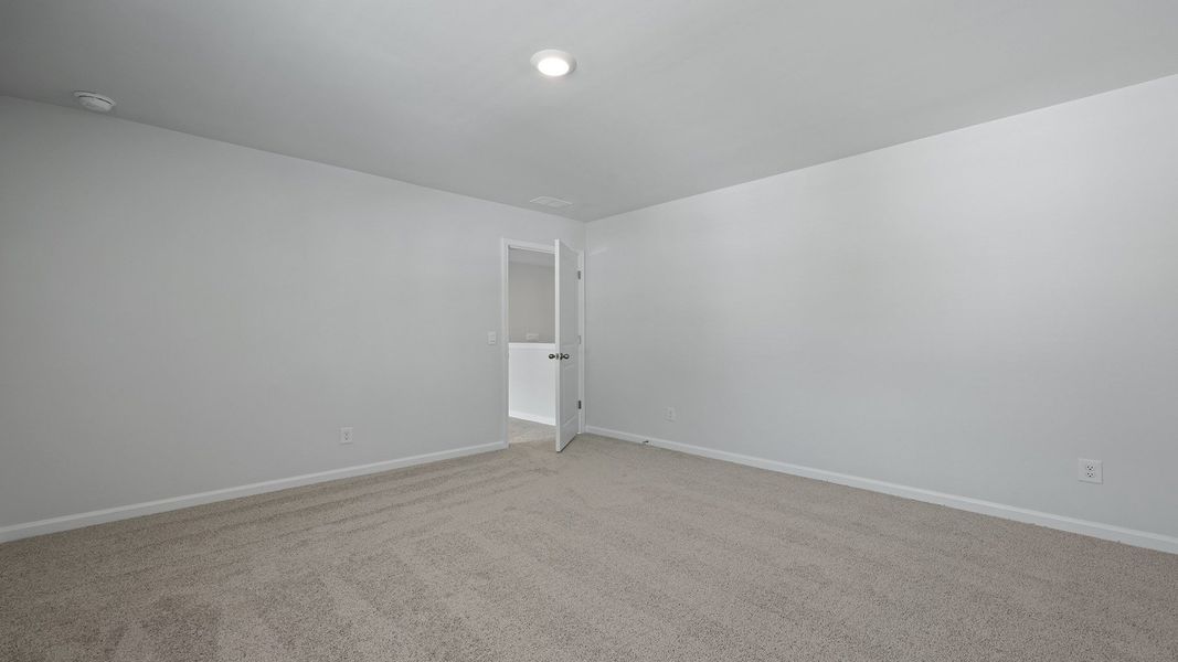 Spacious, unfurnished interior of a new home in Hunter's Branch, Hopkins (Image 29).