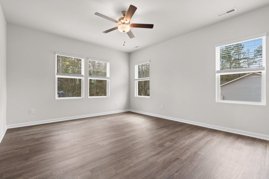 2,516sf New Home in New Bern, NC.  - Slide 21