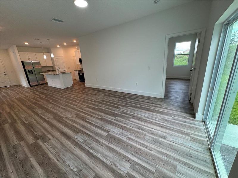 Spacious, unfurnished interior of a new home in , Ocala (Image 17).