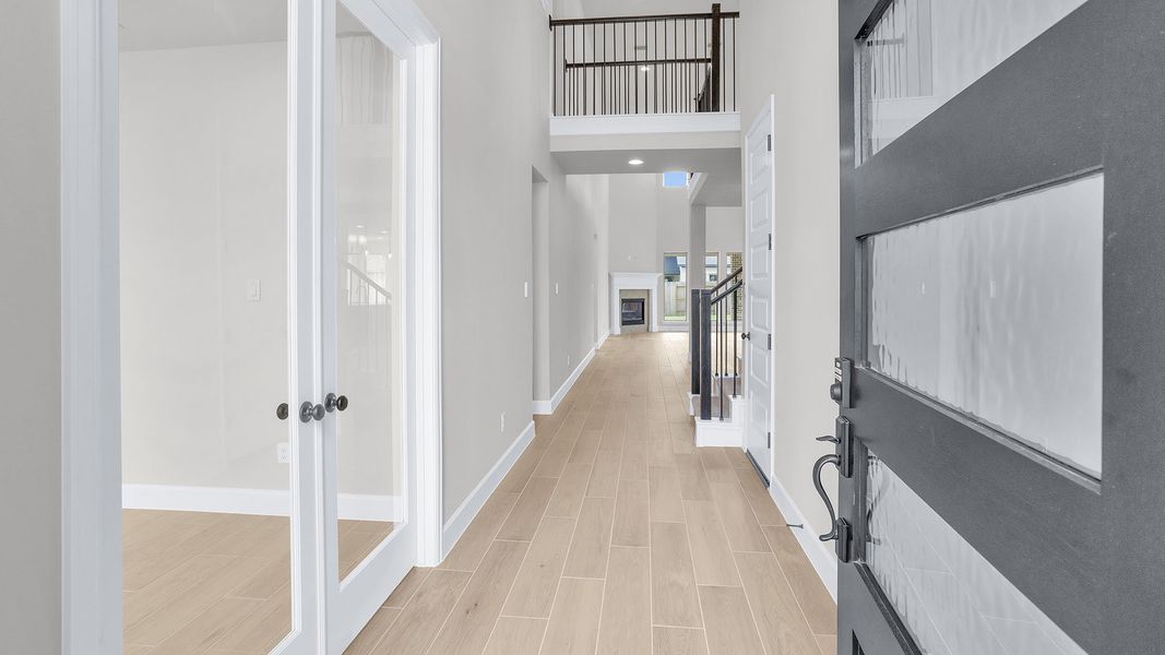 Spacious, unfurnished interior of a new home in Everly, Hockley (Image 12).
