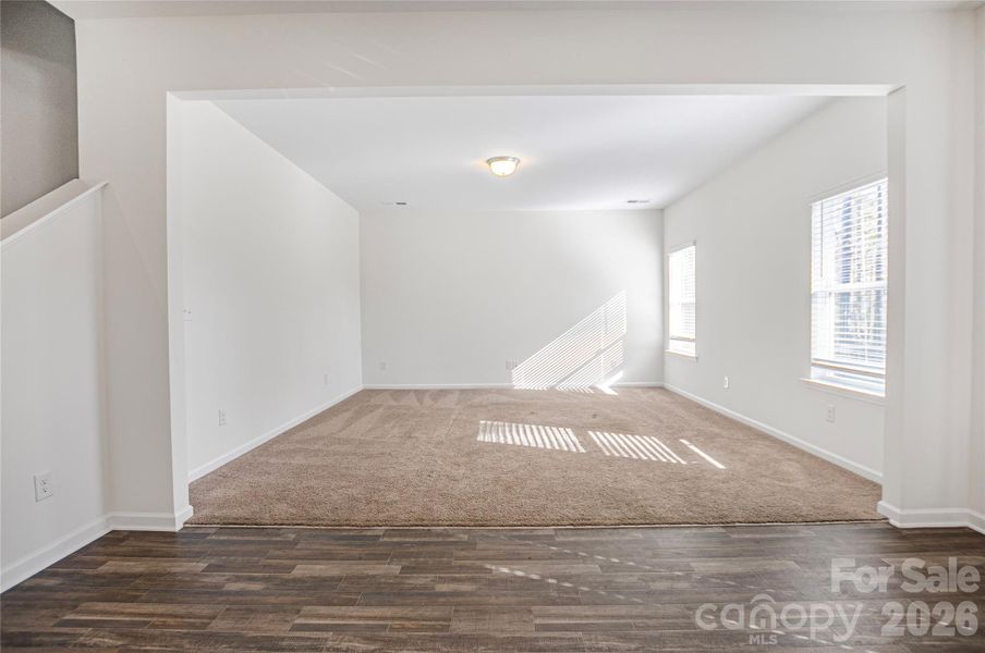 Spacious, unfurnished interior of a new home in Wilora Pond, Charlotte (Image 12).