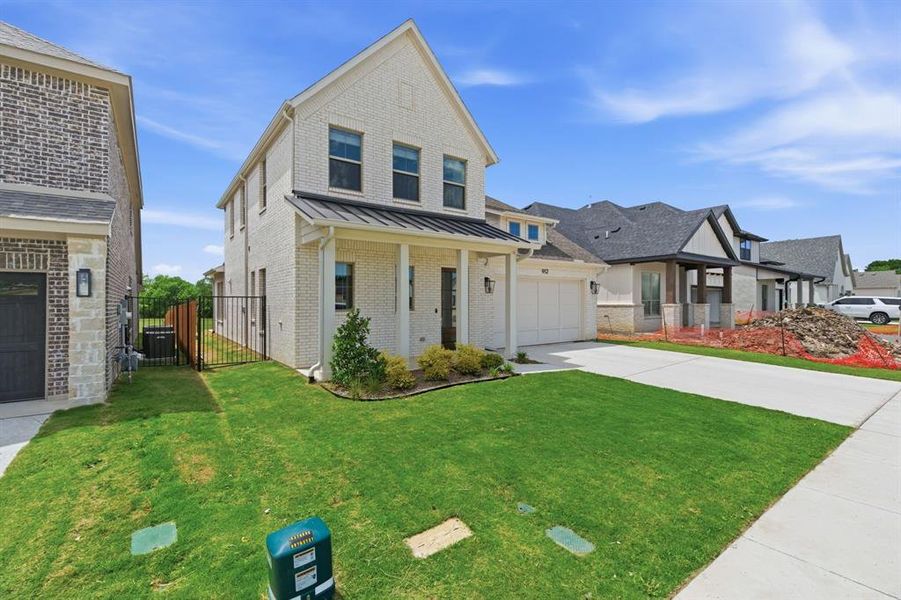 Exterior details and patio area of a home in , Aledo (Image 28).