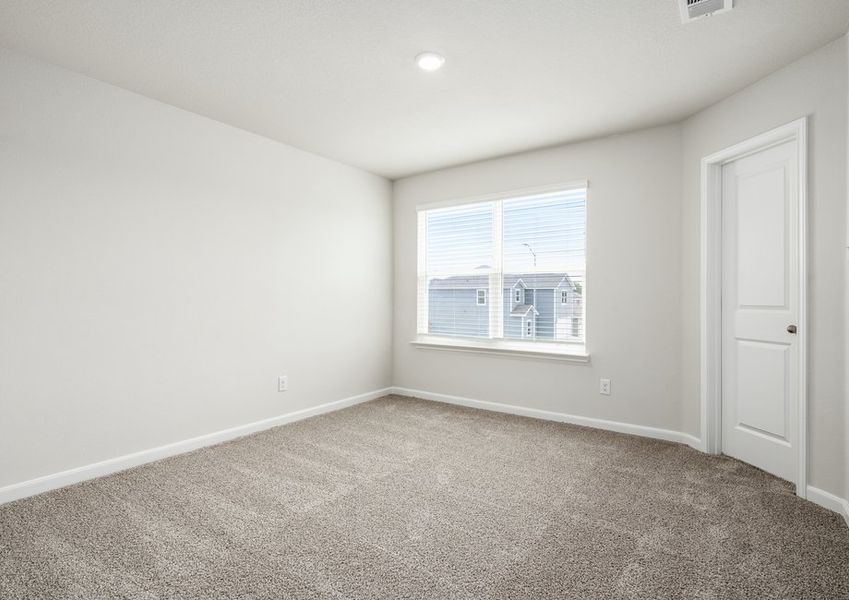 The secondary bedrooms are a great space for children's bedrooms or guest rooms. The secondary bedrooms are a great space for children's bedrooms or guest rooms.