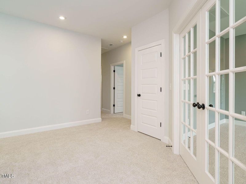 020-1280x960-landing