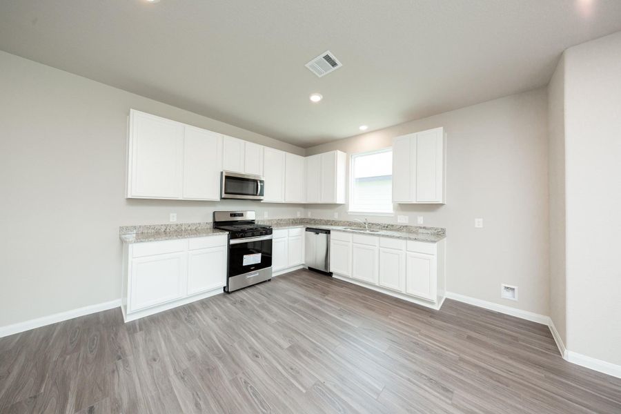 Image 12 of a home in Cliffstone Hills. Image 12 of a home in Cliffstone Hills.