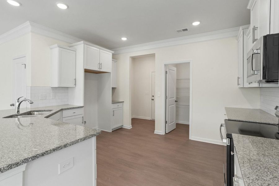 Furnished interior view inside a new home in Bellevue, Greenville (Image 8).