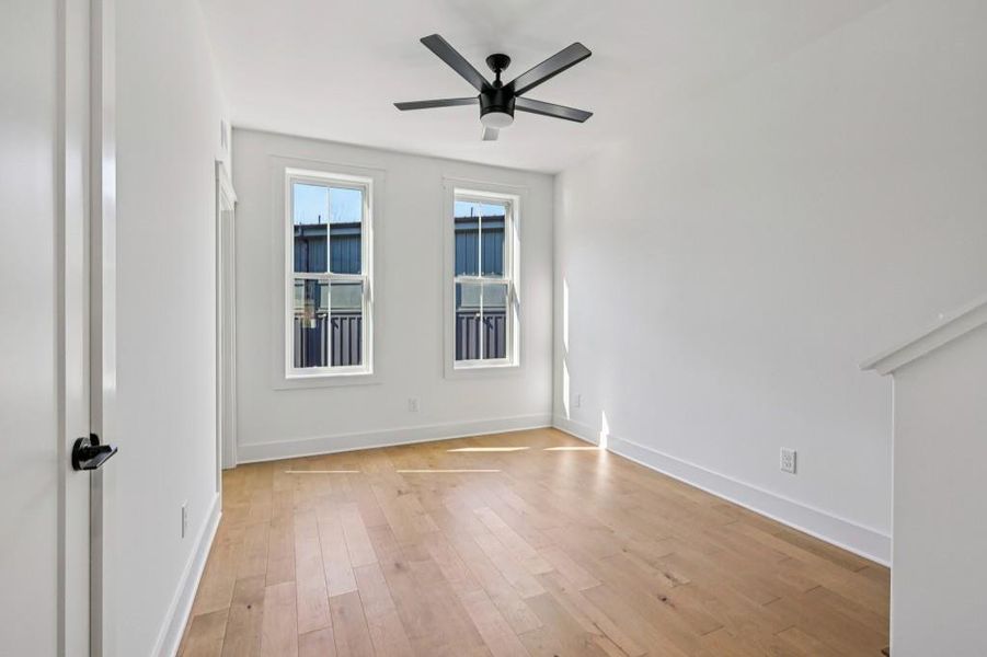 Spacious, unfurnished interior of a new home in , Atlanta (Image 20).