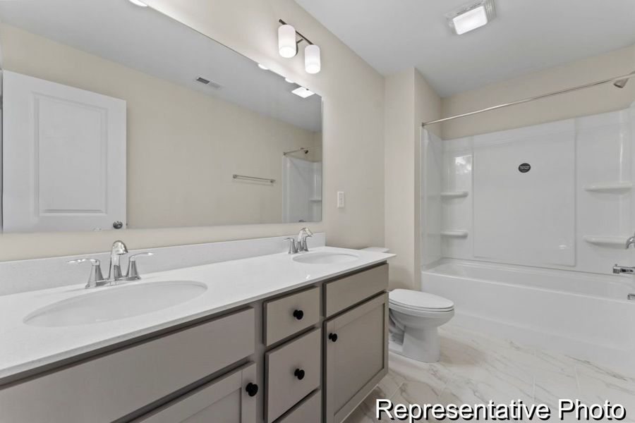 Furnished interior view inside a new home in Beaver Creek, Statesville (Image 4).
