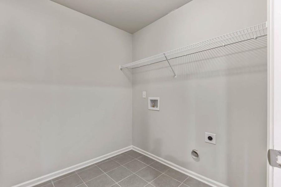 Spacious, unfurnished interior of a new home in Thalley Creek Estates, Cumming (Image 25).