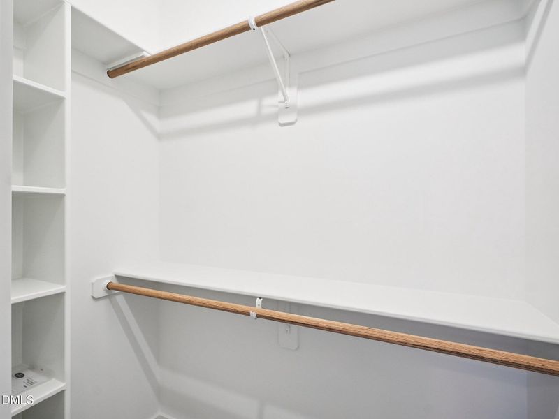 26-web-or-mls-Springdale Dr-S3012-024