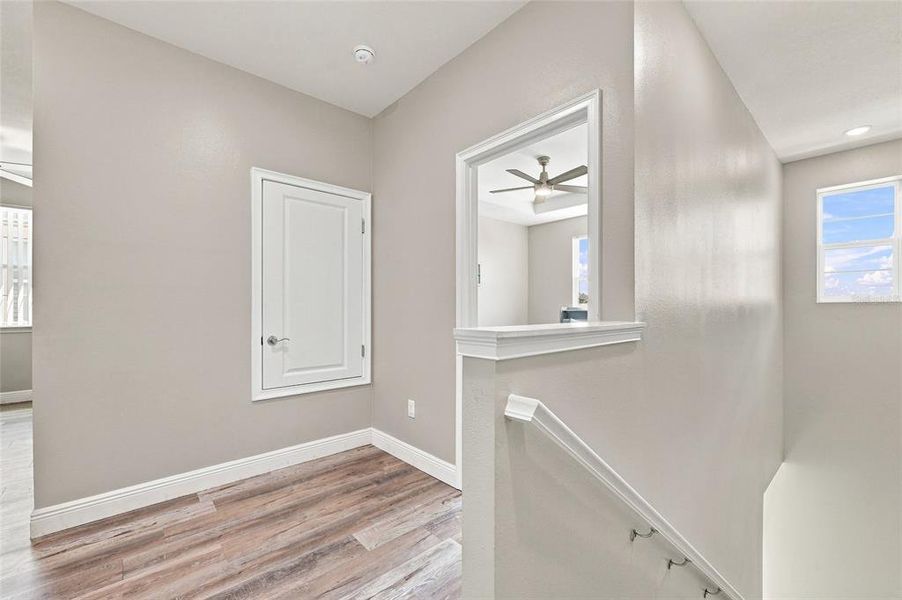 Spacious, unfurnished interior of a new home in , St. Cloud (Image 23).