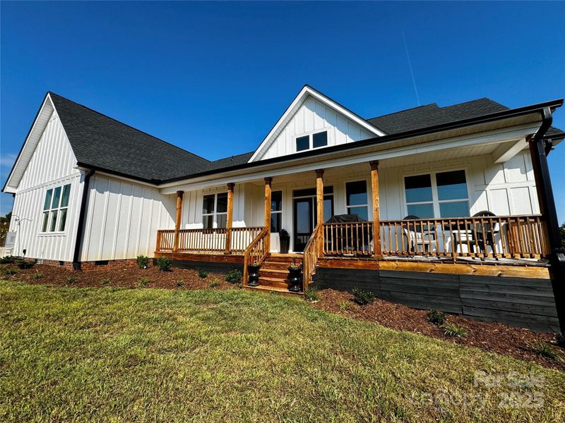 Exterior details and patio area of a home in , Ellenboro (Image 1).
