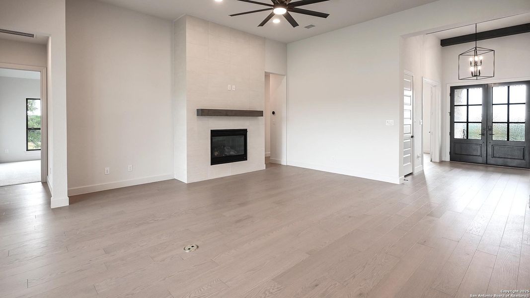 Spacious, unfurnished interior of a new home in The Preserve At Elm Creek 1 Acre, Canyon Lake (Image 19). Spacious, unfurnished interior of a new home in The Preserve At Elm Creek 1 Acre, Canyon Lake (Image 19).