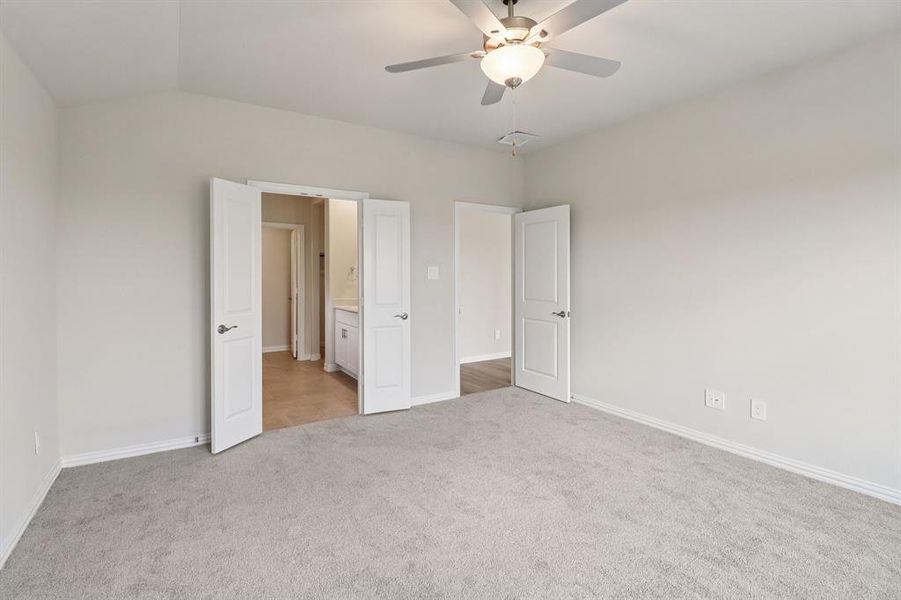 Photo is not of the actual home, but is an inspirational photo of builder’s model home and may depict options, furnishings, and/or decorator features that are not included. Photo is not of the actual home, but is an inspirational photo of builder’s model home and may depict options, furnishings, and/or decorator features that are not included.