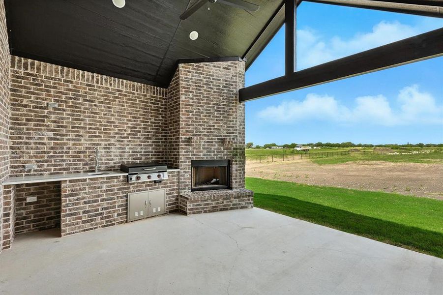 Front exterior of a new home in , Sanger, TX, highlighting curb appeal (Image 16). Front exterior of a new home in , Sanger, TX, highlighting curb appeal (Image 16).