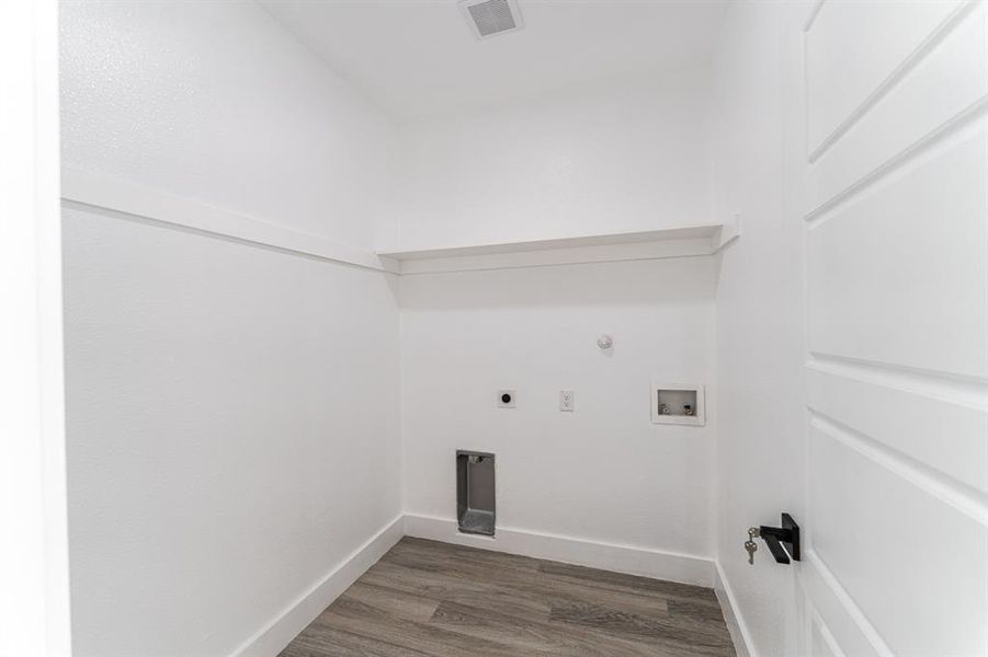 Spacious, unfurnished interior of a new home in , Sulphur Springs (Image 21). Spacious, unfurnished interior of a new home in , Sulphur Springs (Image 21).