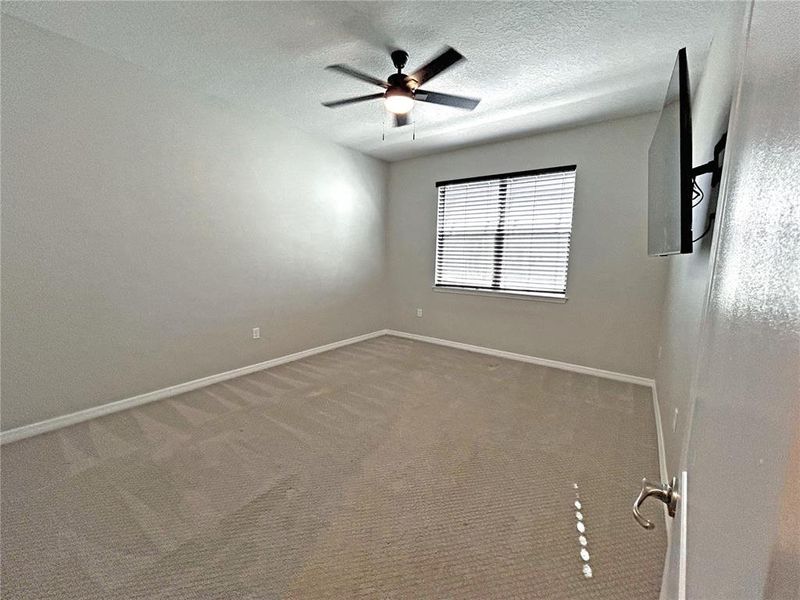 Spacious, unfurnished interior of a new home in Calesa Township, Ocala (Image 19).