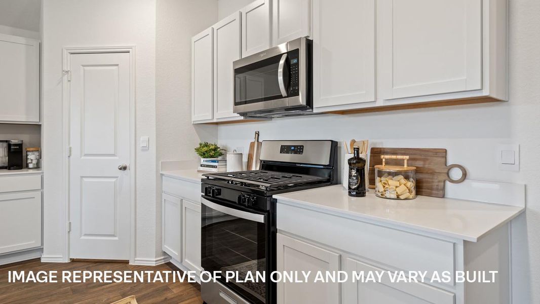 Furnished interior view inside a new home in Durango, Mustang Ridge (Image 14).