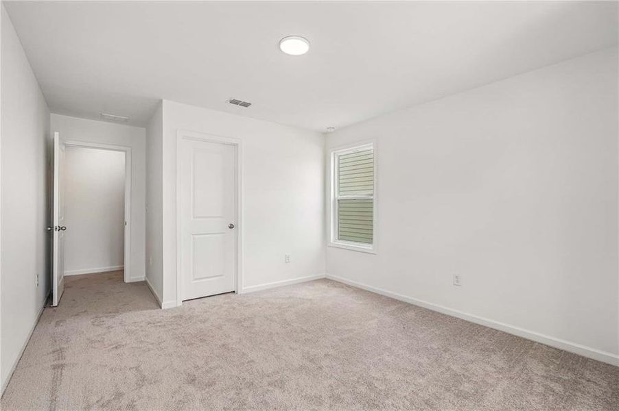 Spacious, unfurnished interior of a new home in Langston Reserve, Cartersville (Image 18).