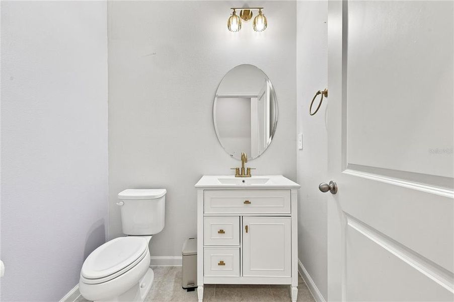 Furnished interior view inside a new home in , Apopka (Image 8).