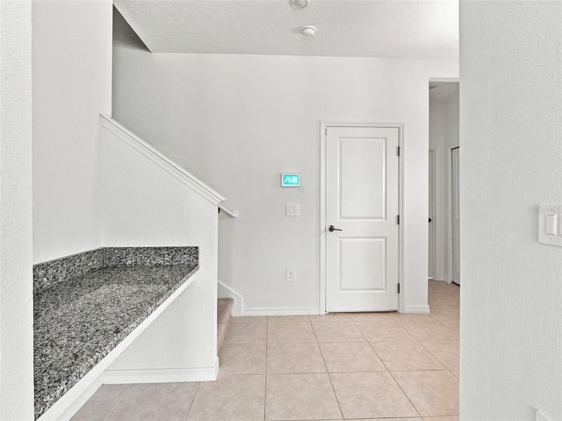 Spacious, unfurnished interior of a new home in , San Antonio (Image 19).