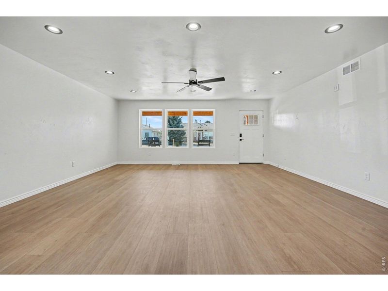 Spacious, unfurnished interior of a new home in , Dacono (Image 14).