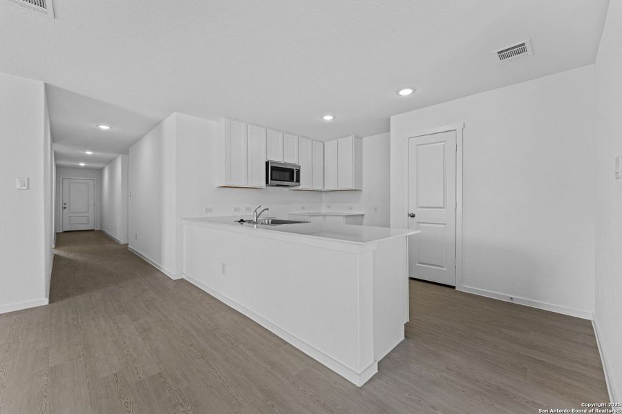 Furnished interior view inside a new home in Lodi Grove, Floresville (Image 4). Furnished interior view inside a new home in Lodi Grove, Floresville (Image 4).