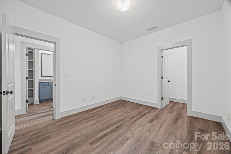 Spacious, unfurnished interior of a new home in , Fort Mill (Image 23).