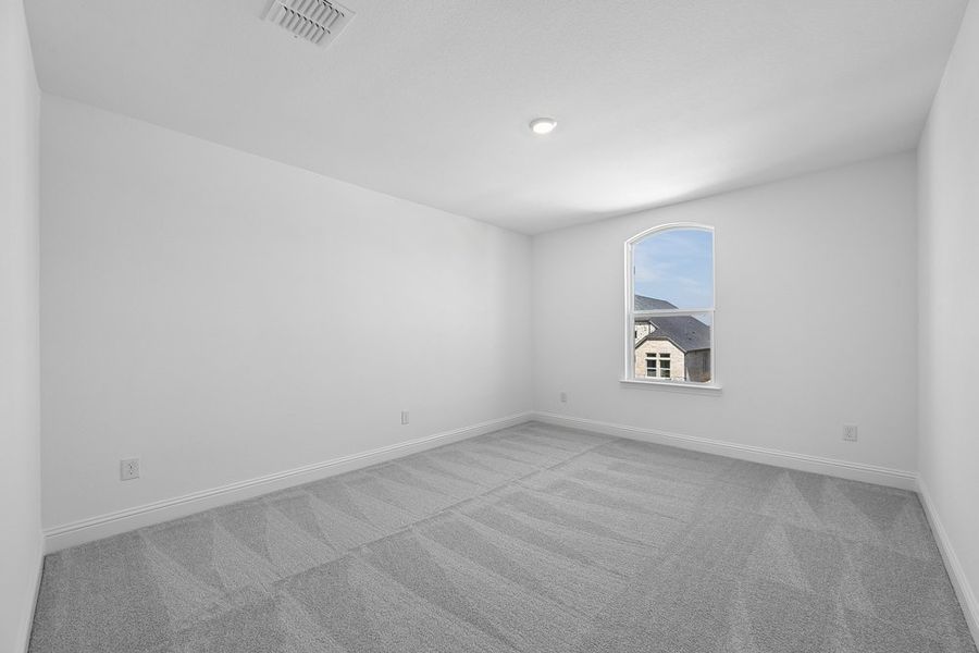 Spacious, unfurnished interior of a new home in The Ridge at Northlake, Northlake (Image 30).
