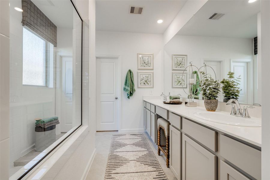 Furnished interior view inside a new home in Anniston, Katy (Image 27).