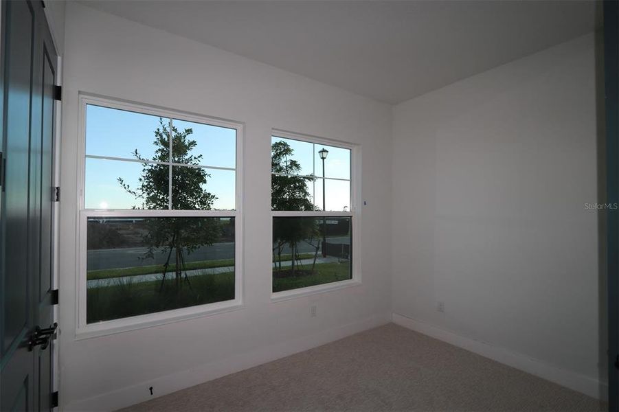 Spacious, unfurnished interior of a new home in Palmera Wellen Park - Classic Series, Venice (Image 9).