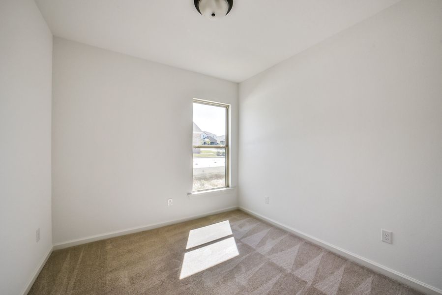 Spacious, unfurnished interior of a new home in Mostyn Springs, Magnolia (Image 33).