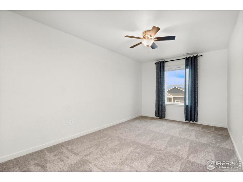 Spacious, unfurnished interior of a new home in Vantage, Berthoud (Image 22).