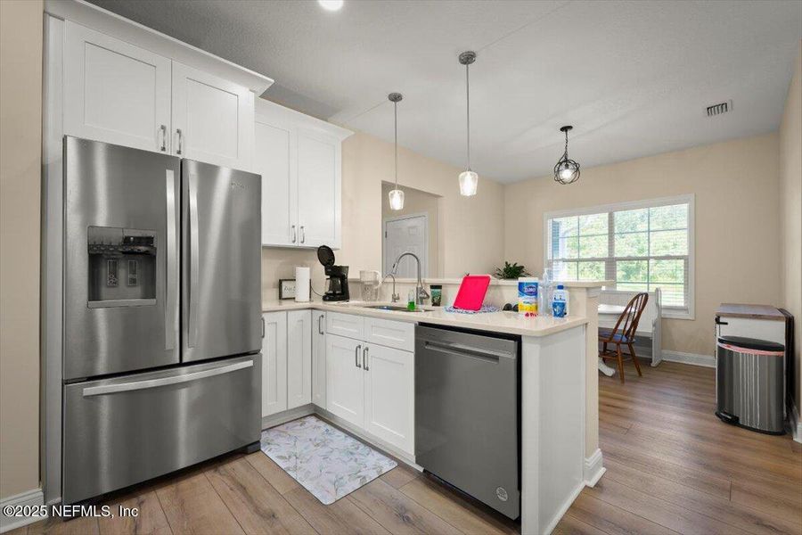 Furnished interior view inside a new home in , Callahan (Image 16).